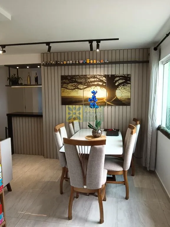 Apartamento com 3 quartos em Balneário Perequê